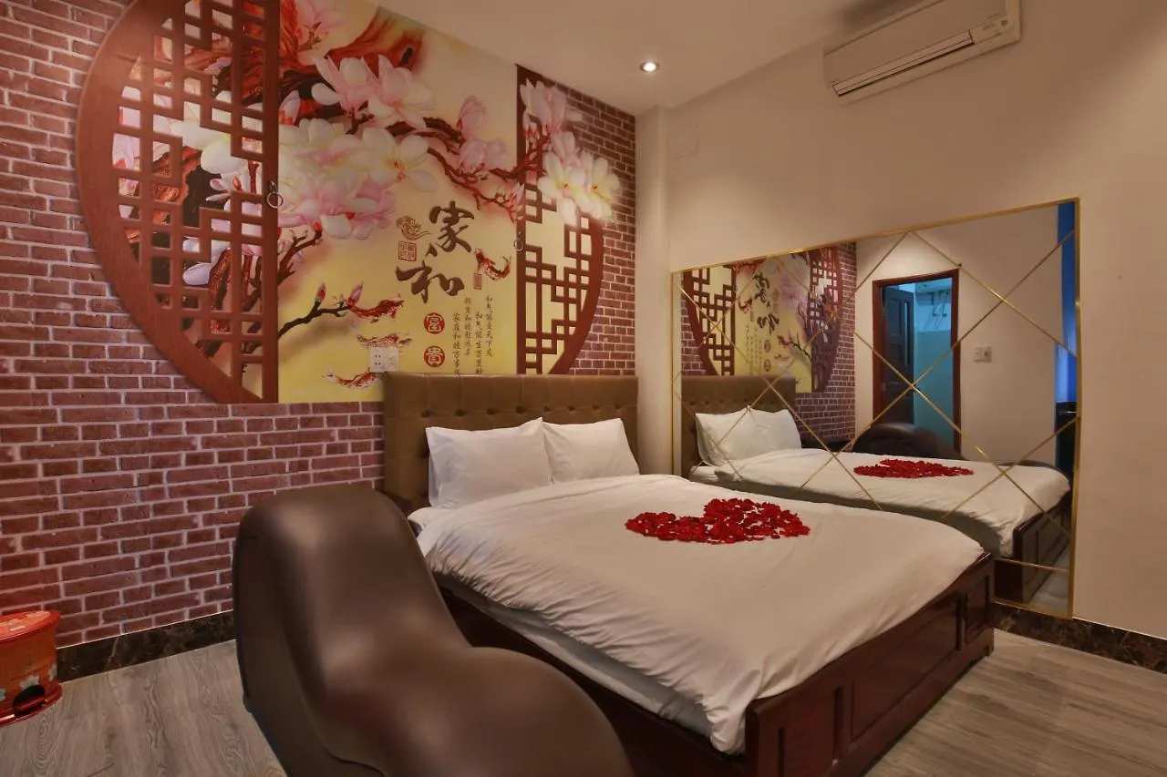 Lotus Hotel The Cupid Room 다낭 0*,  베트남