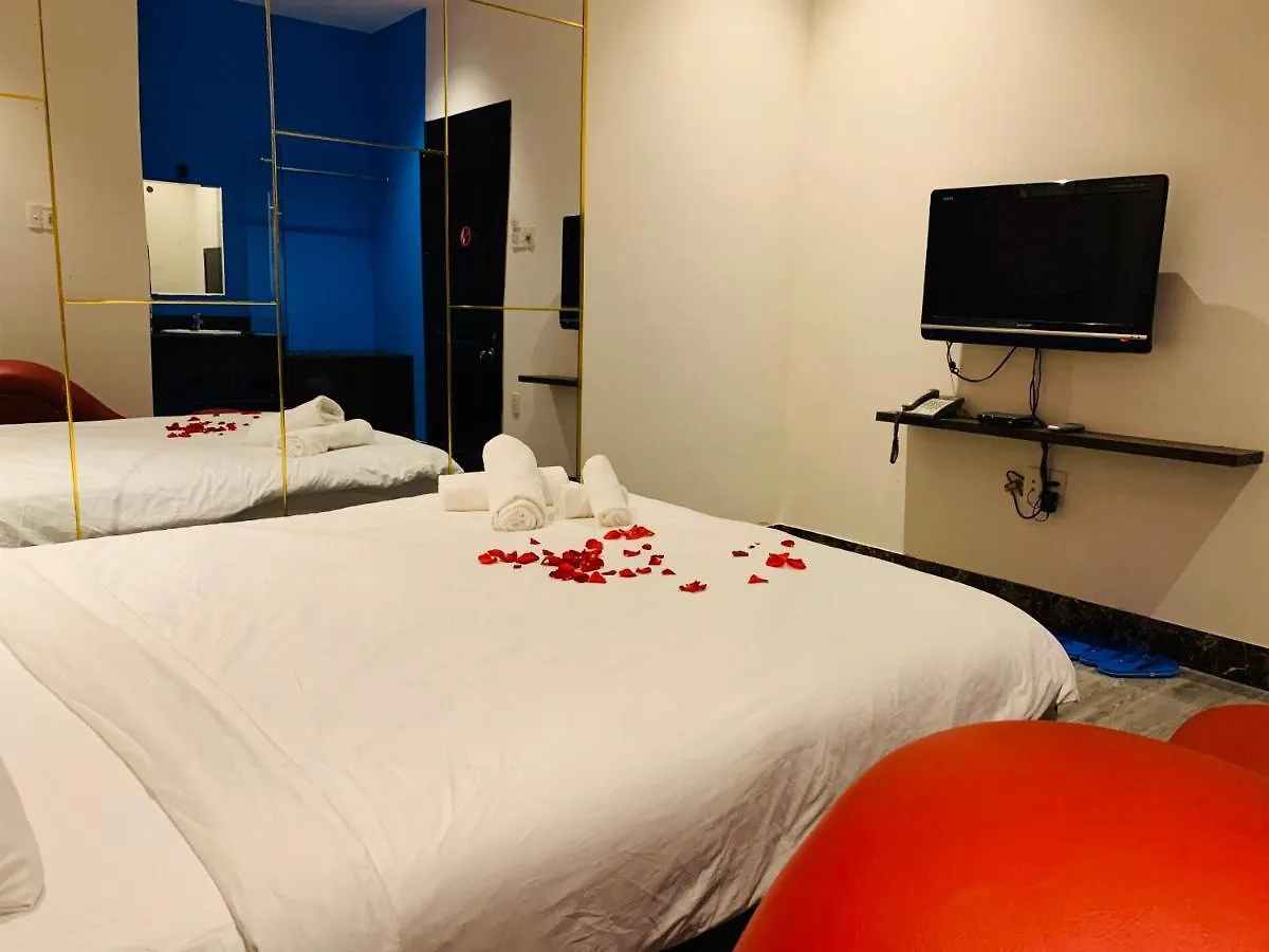 Lotus Hotel The Cupid Room 다낭